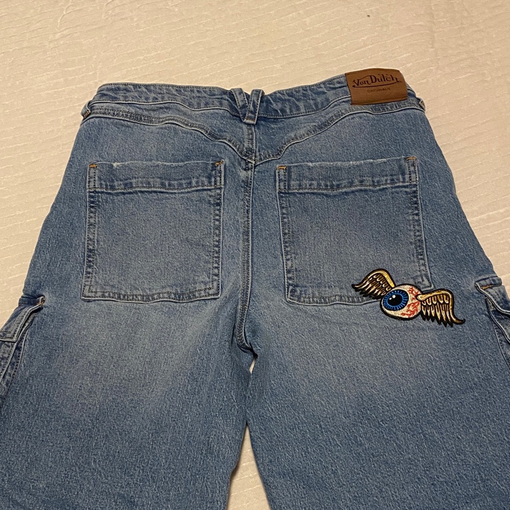 🌼 RARE Von Dutch Light Blue Cargo Shorts Women’s size 5 Flying Eye